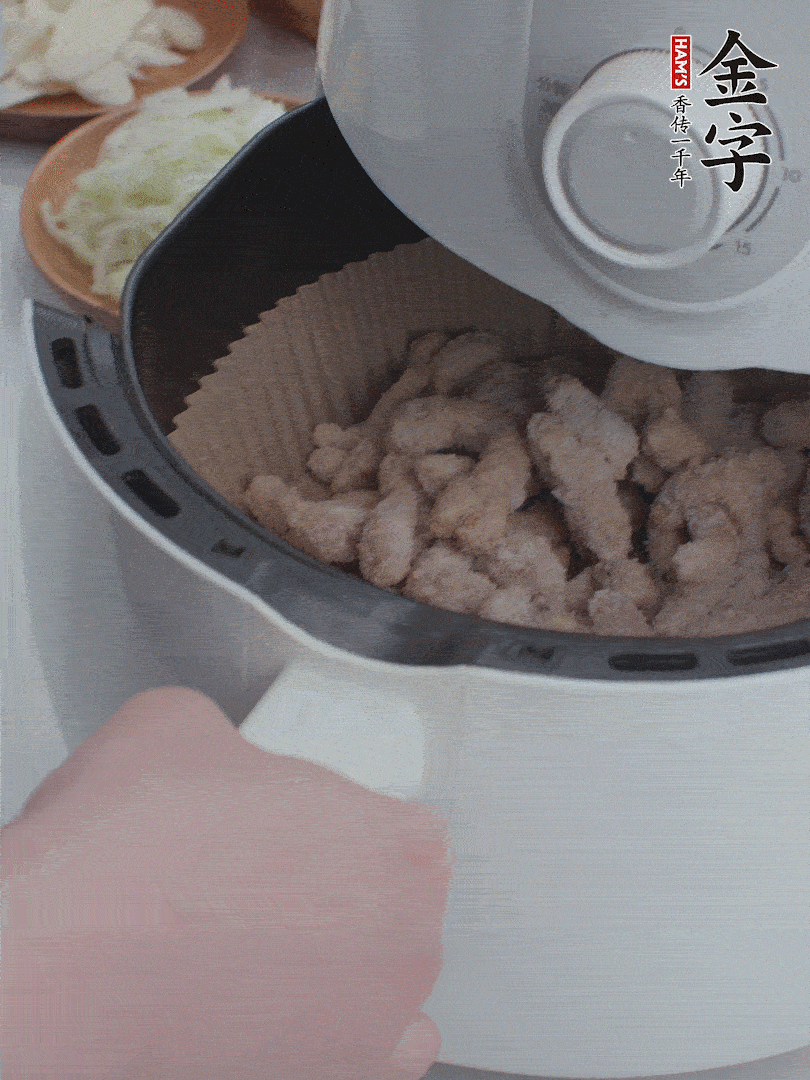 壹号娱乐
小酥肉空气炸锅200°C炸5分钟。